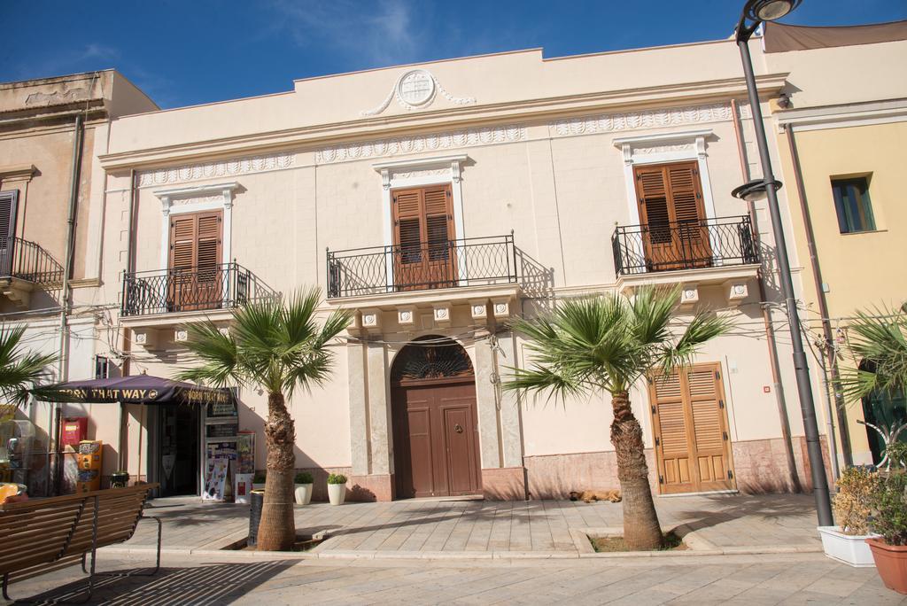Palazzo Graziano Hotel Теразини Екстериор снимка