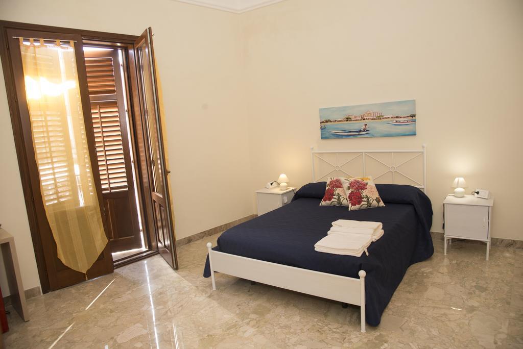 Palazzo Graziano Hotel Теразини Екстериор снимка