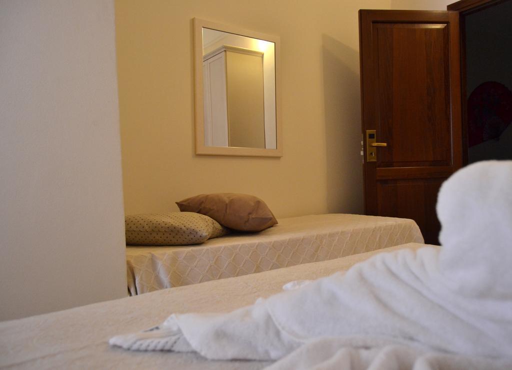 Palazzo Graziano Hotel Теразини Екстериор снимка
