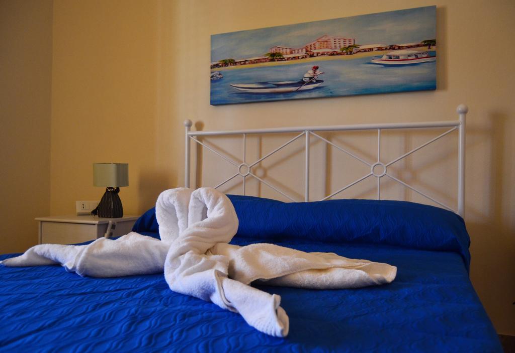 Palazzo Graziano Hotel Теразини Екстериор снимка
