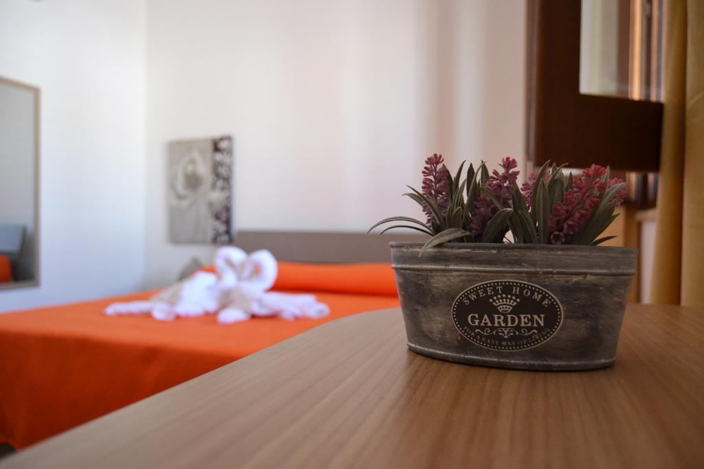 Palazzo Graziano Hotel Теразини Екстериор снимка