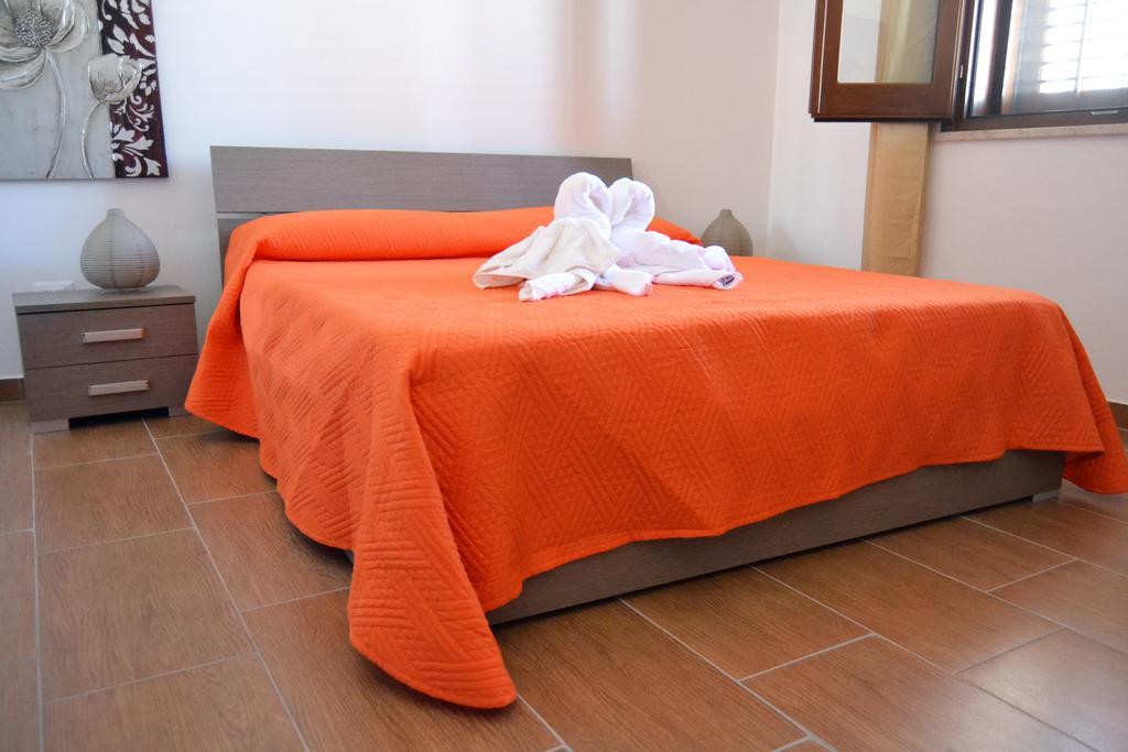 Palazzo Graziano Hotel Теразини Екстериор снимка