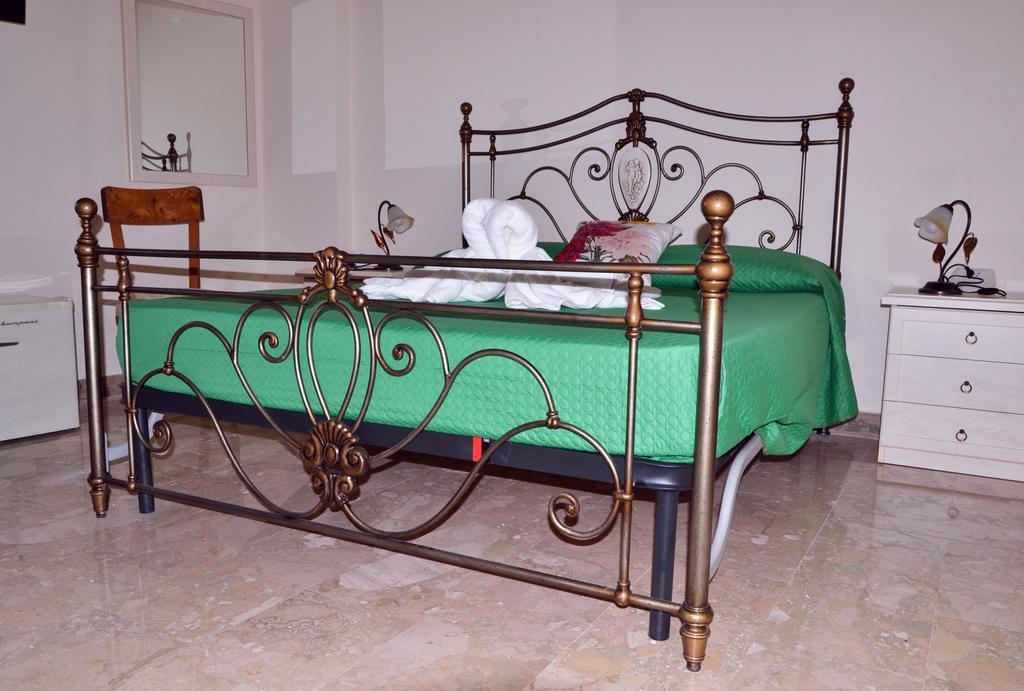 Palazzo Graziano Hotel Теразини Екстериор снимка
