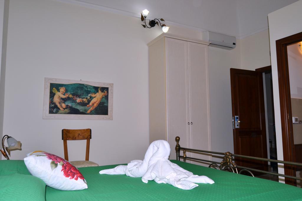 Palazzo Graziano Hotel Теразини Екстериор снимка